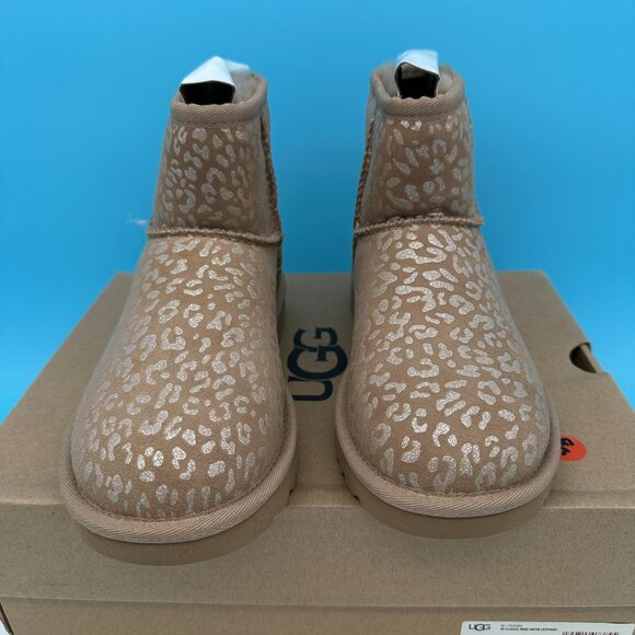 Ugg Women's Classic Mini Metallic Snow Leopard Print Boot, Size 5, Amphora - Picture 7 of 12